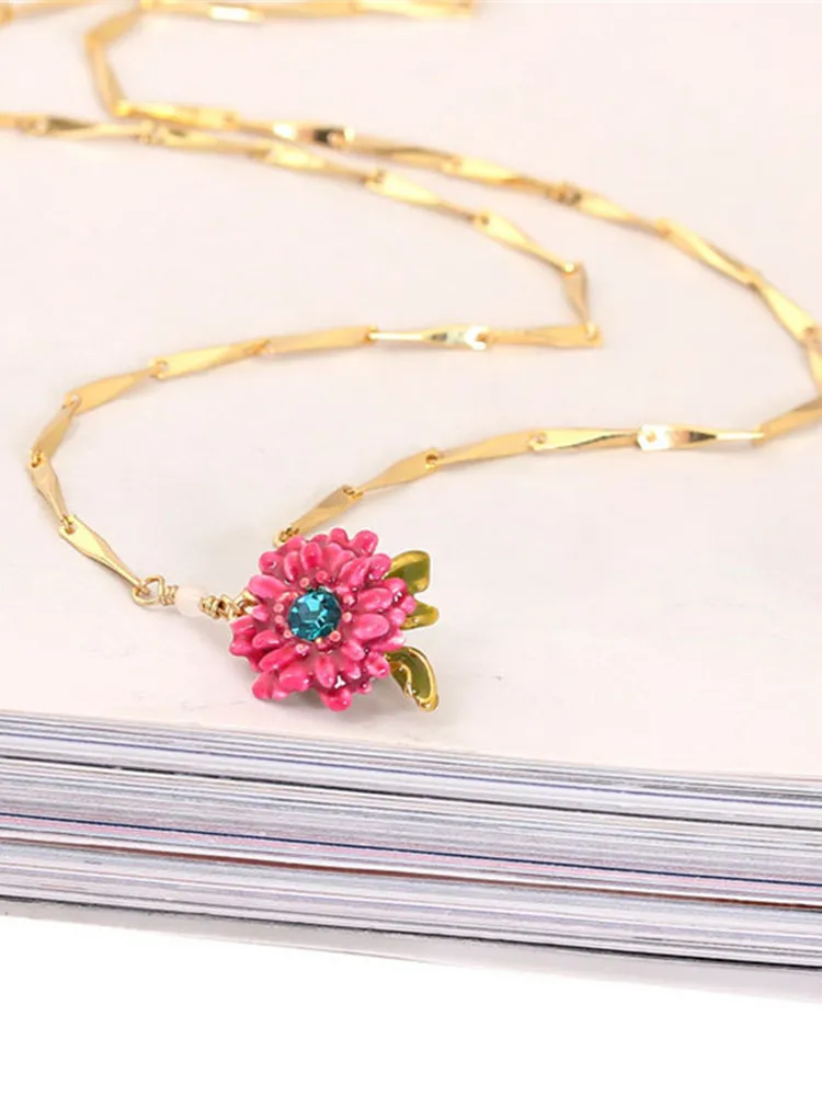 

European and American Fashion Magical Plant Series Colorful Daisy Flower Necklace Green Leaf Clavicle Chain Handmade Accessories