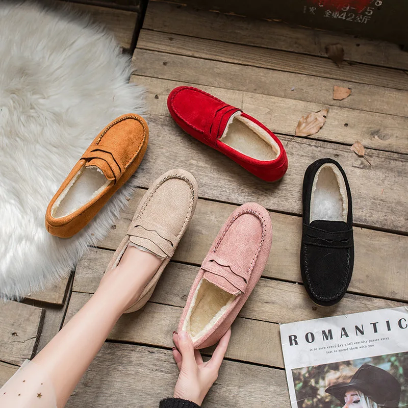 Discount 2021 Winter Flats Shoes Women Fashion Loafers Soft Bottom Plus Velvet Cotton Shoes Low Cut Plus Size 43 Women Shoes