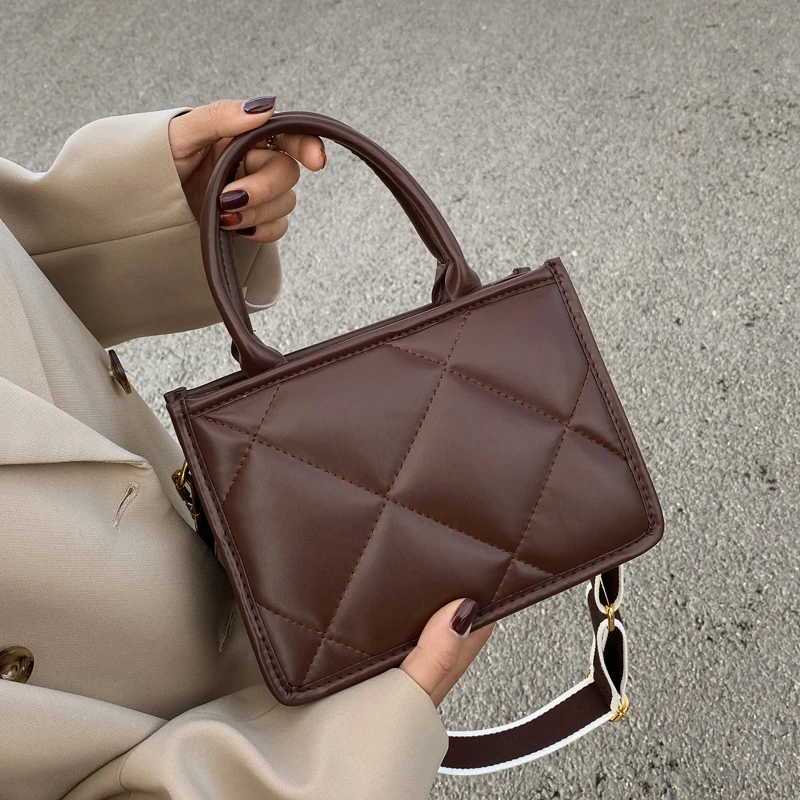 

Luxury Women's Crossbody Bag Winter Totes Bag Female Women's Handbag With Wide Strap Simple Shoulder Clutch Bag 2022