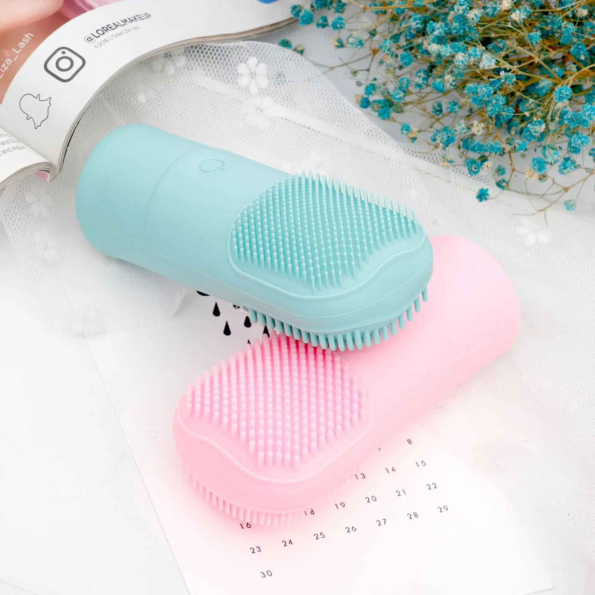 Новинка электрическая силиконовая щетка для очищения лица звуковой