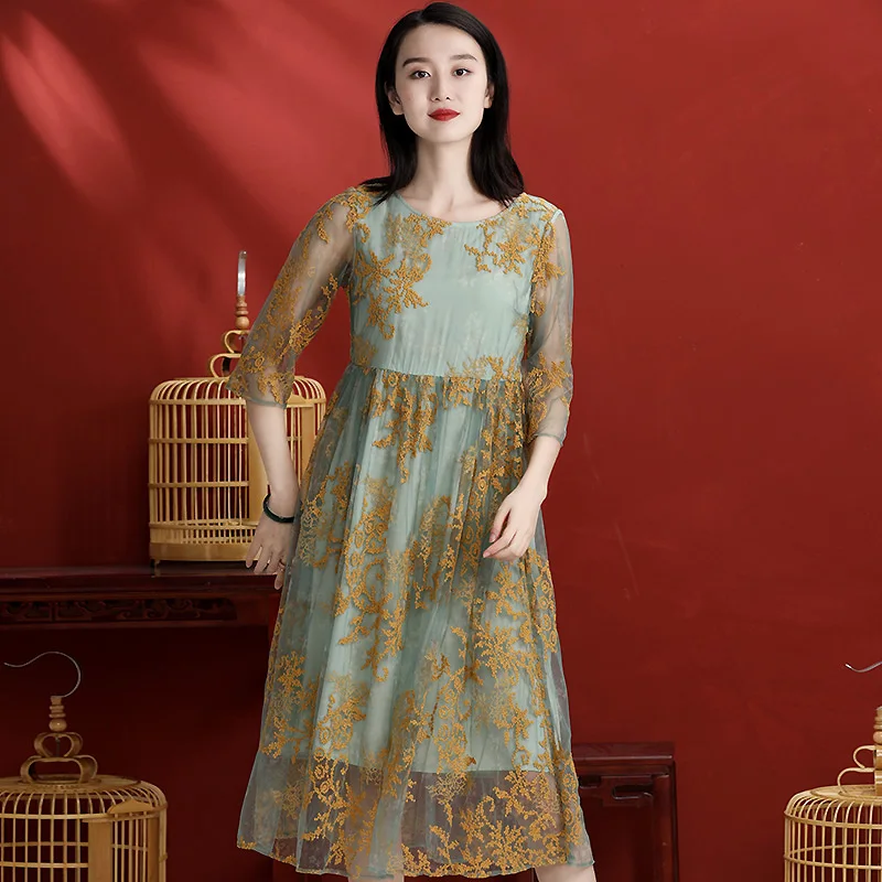 

Plus Size Dress 2020 Summer High Quality Brand Chinese Style Women Sexy Tulle Mesh Embroidery Patchwork Mid-Calf Vintage Dress