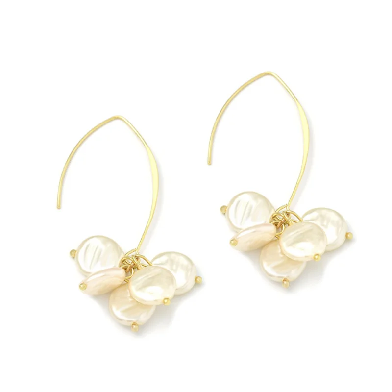 

Korean White Shell Flower Petal Temperament Earrings for Women Gold Color Metal Flowers Hanging Dangle Earrings Wedding Jewelry