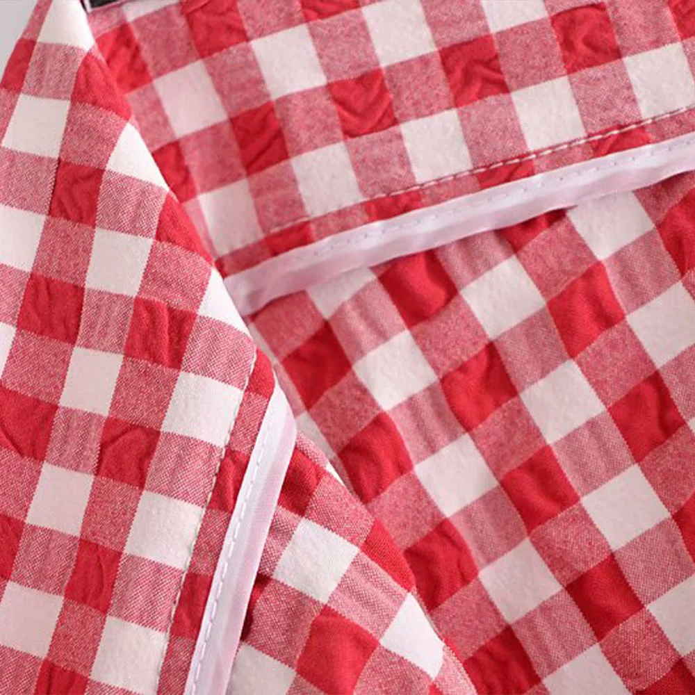 

2021 spring new women's red fashion temperament mid-waist thin loose print plaid pleated hakama casual shorts