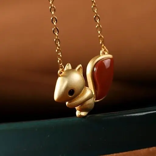 

S925 Sterling Silver Pendant Necklace Inlaid Natural South Red Agate Personality Squirrel Pendant Temperament Lady Silver Clavic