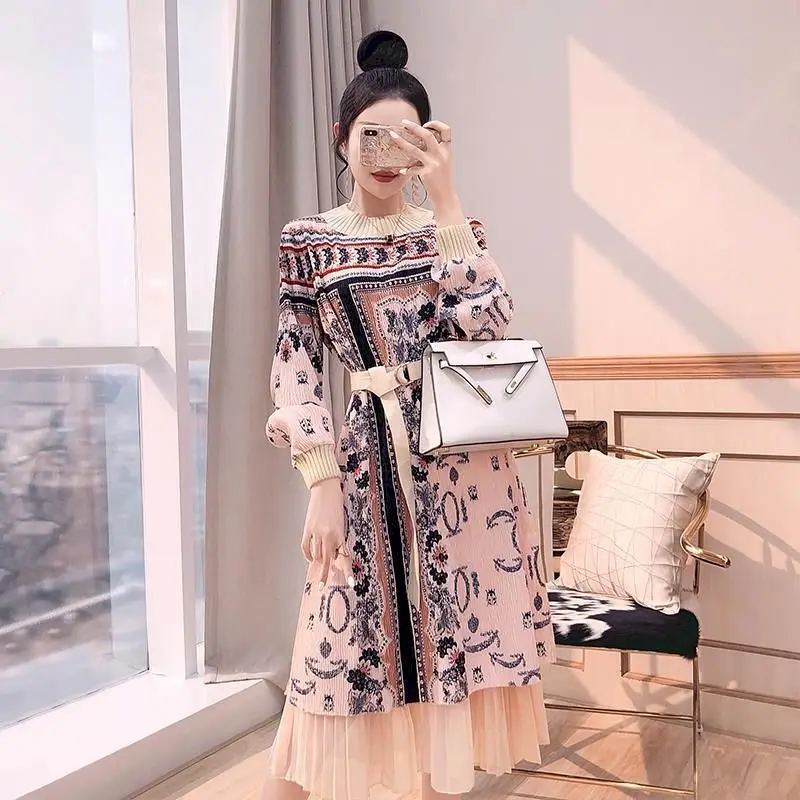 

Ricaqico дизайн чувственная нишесветильник светлая модель 2021 Новинка женское весенне-осеннее легкое роскошное женское платье средней длины с ...