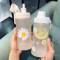 500m cute daisy plastic water bottles with straw portable clear frosted water bottle for students drinking cup bpa free