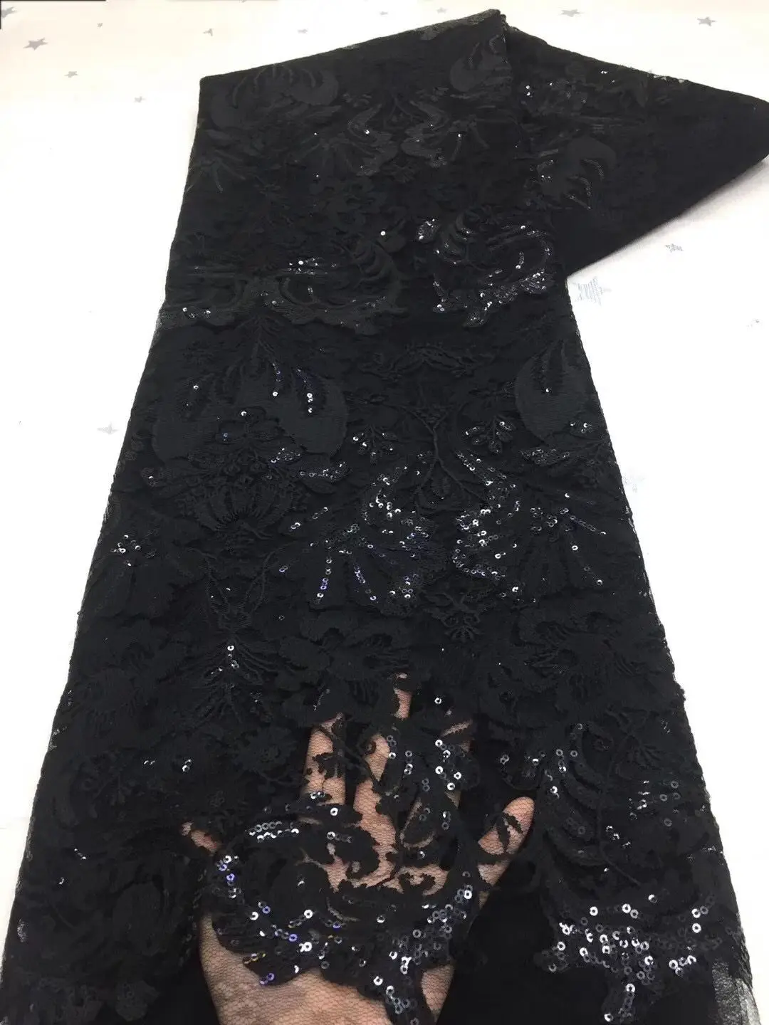 

High Quality African Nigerian Tulle Lace Fabric Sequins Net Cloth Embroidered Wedding Party Dress Fabric For Sewing lates