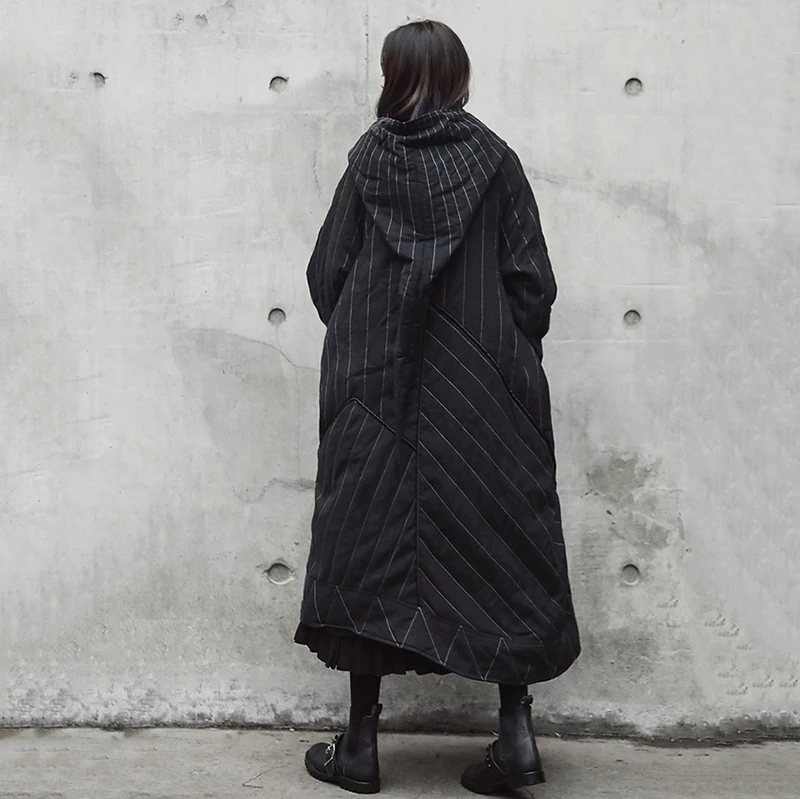 [EAM] длинное пальто с капюшоном в черную полоску разрезом хлопковой подкладкой