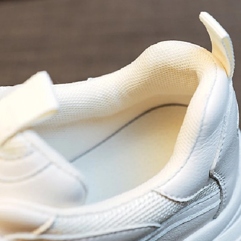 

Ventilation Mesh Sneakers New in spring and summer 2021 Running shoes Frenulum leisure Flat bottom Women's Shoes