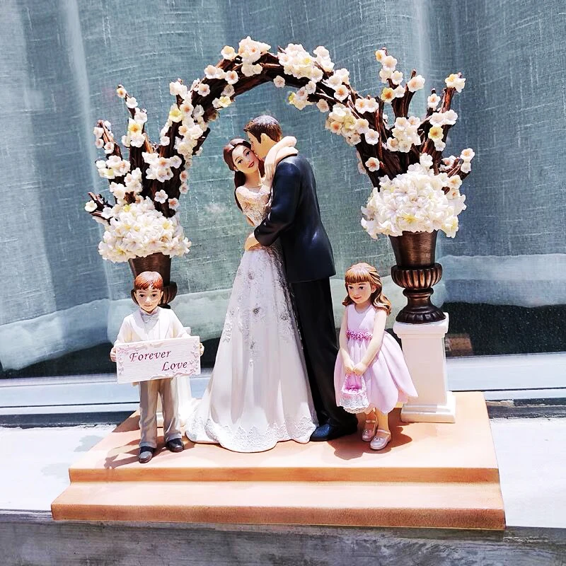 

Light luxury Wedding Anniversary Gift Lovers Statue Ornament Home Decoration Couples Statuette Desk Decor Valentines Day Present