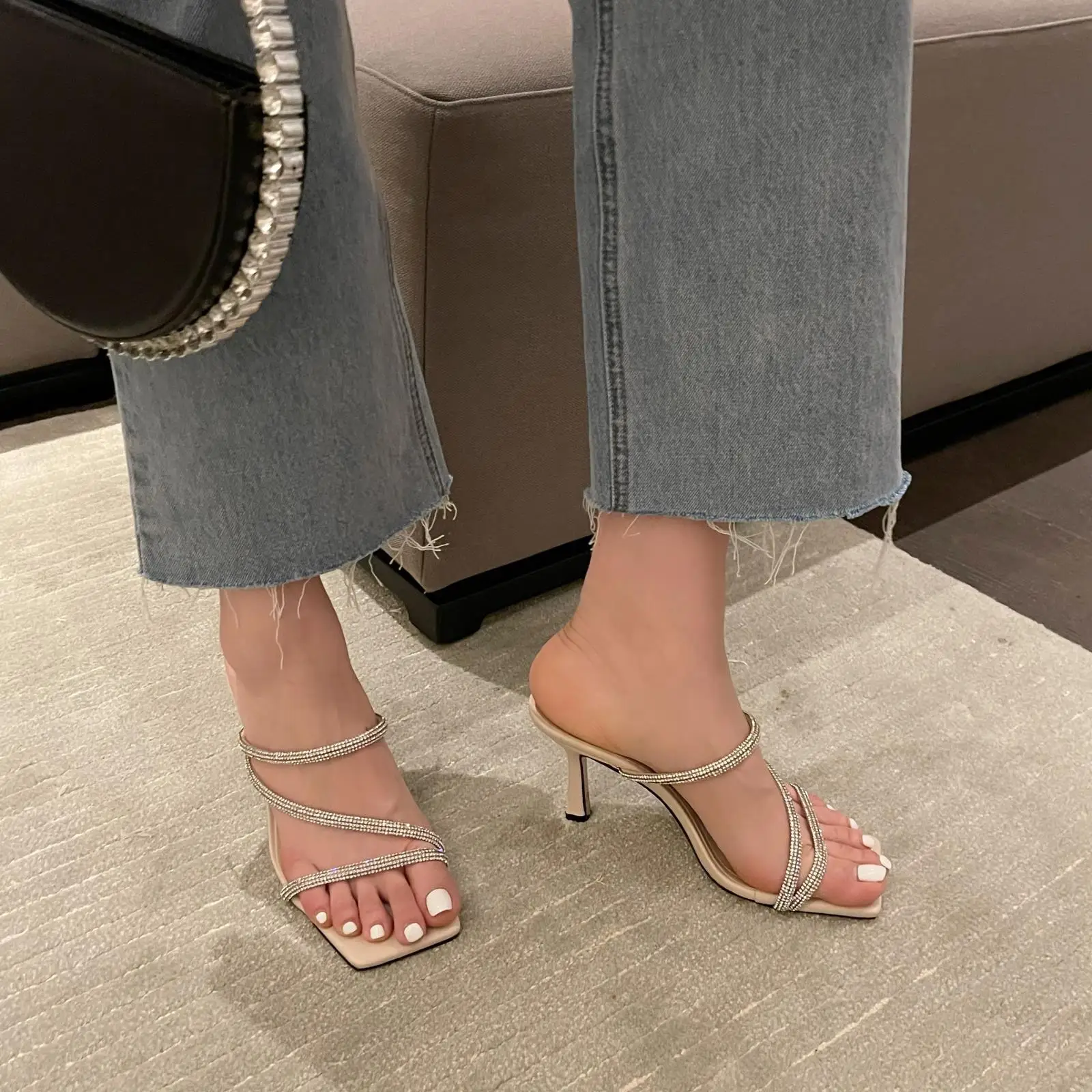 

Female Shoes Ladies' Slippers Low Luxury Slides Jelly Flip Flops Beige Heeled Sandals Square Toe 2021 Designer Glitter Black