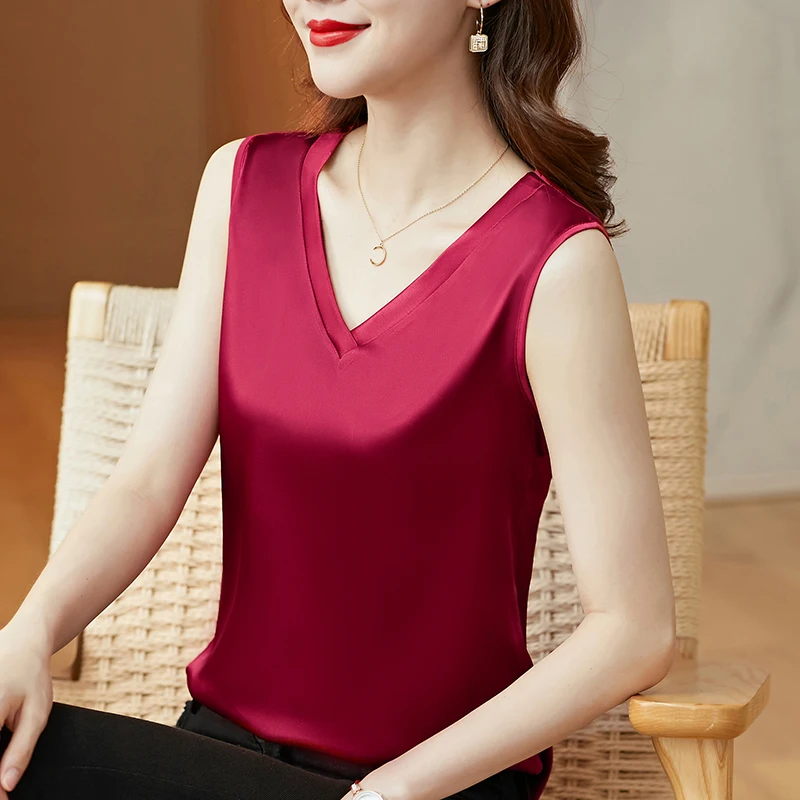 

Эластичный атласный V-образный вырез, простая и модная внутренняя и внешняя одежда, женская кофта без рукавов