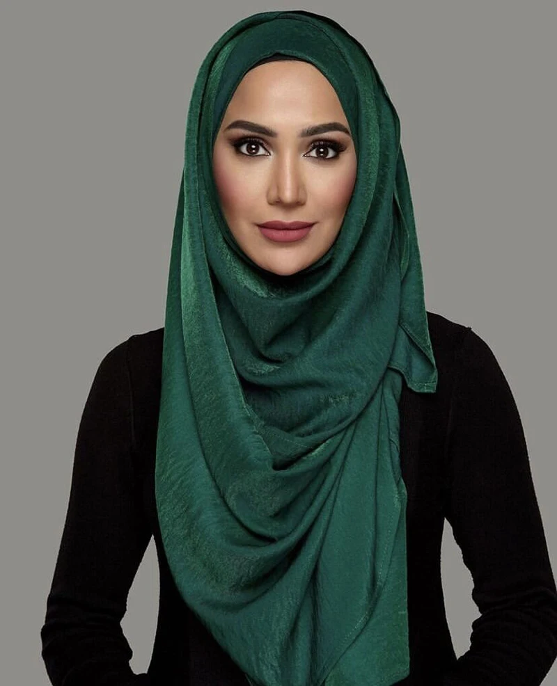 

Новый Гладкий Блестящий пузырьковый Новый Хиджаб простой плотный шарф одноцветные шали повязка на голову мусульманский головной платок же...