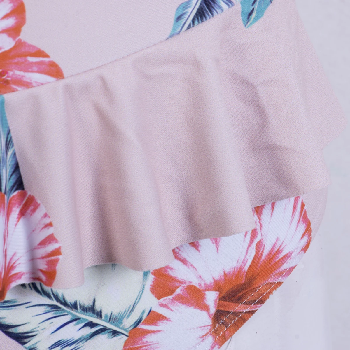 

Summer Womens One Piece Swimsuit Beach Sexy Halter Push-up Padded Floral Swimwear Bathing Suit