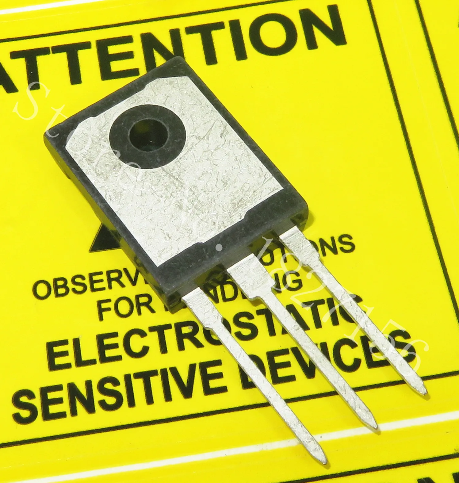 Оригинальный и новый IRFP27N60KPBF | Электронные компоненты принадлежности