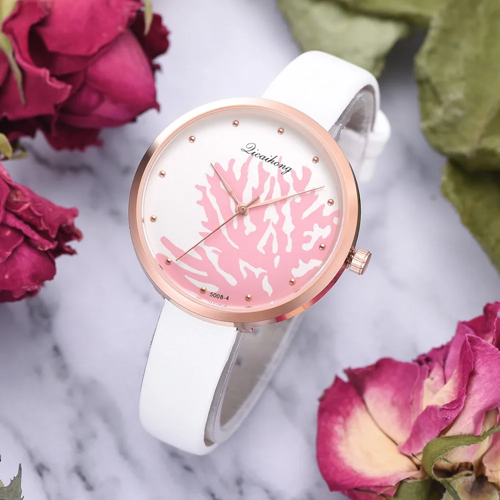 Модные женские часы с цветочным циферблатом кожаный ремешок Кварцевые наручные