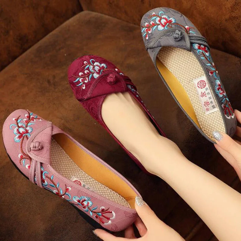 THEAGRANT Womens Casual Flats Spring Autumn Ethnic Embroider Chinese Traditional Flax Loafers Shoes for Women Slip on WFS3097