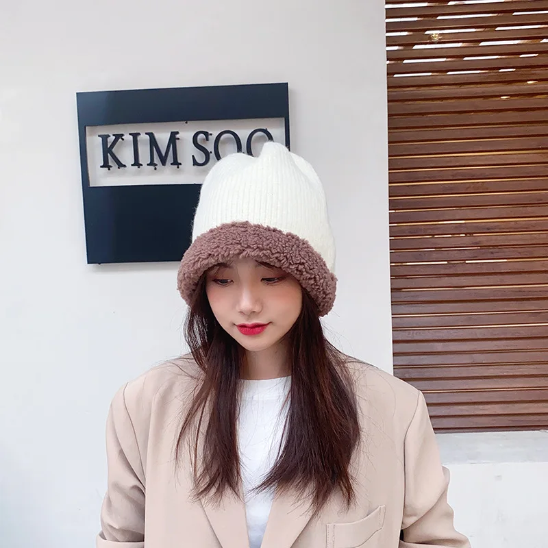 

Новинка, Классическая осенне-зимняя плюшевая Молодежная Женская нашивка из ягненка, подходит для повседневной носки, плотная теплая Модная...