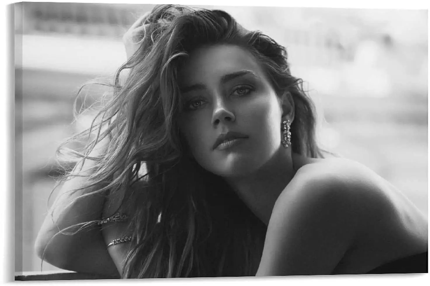 

Amber Heard Black and White Sexy Hot Poster Gifts Canvas Painting Poster Wall Art Picture Prints Modern Decor