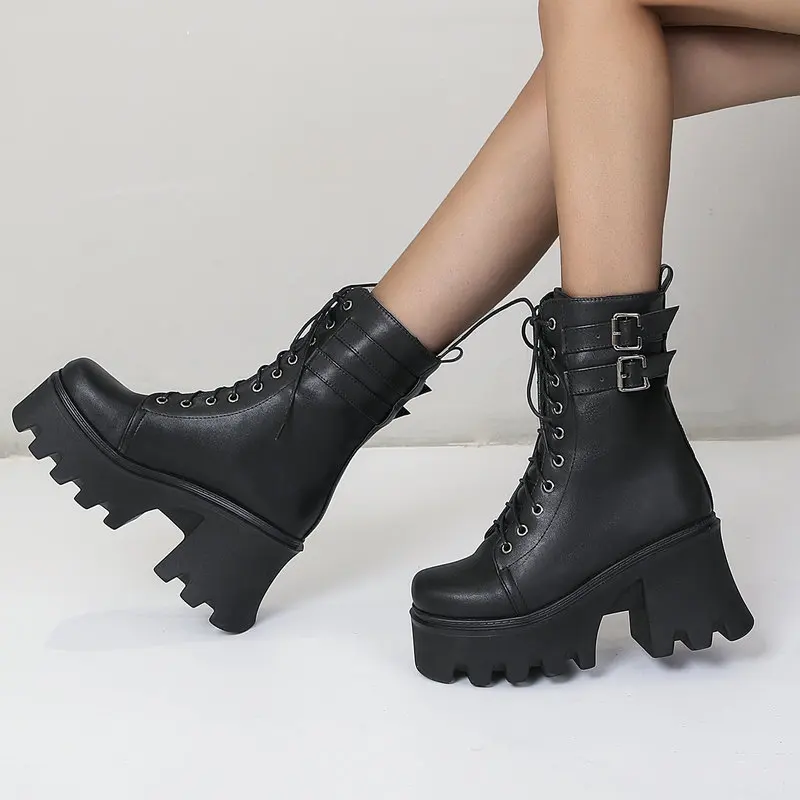 

Женские ботинки на платформе, ботильоны из искусственной кожи на высоком массивном каблуке, мотоциклетные ботинки с квадратным носком и пр...