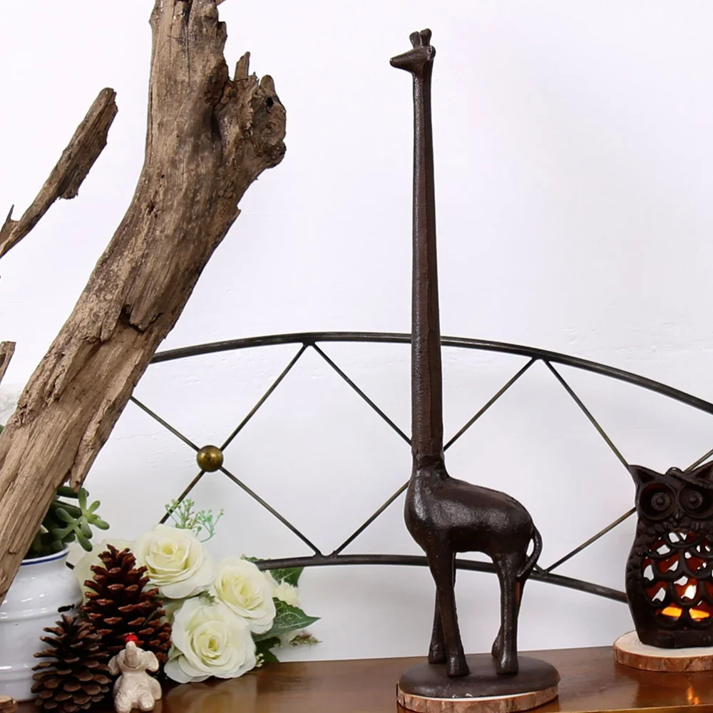

Iron Giraffe Orament Creative Giraffe Tissue Holder Vintage Art Decoration