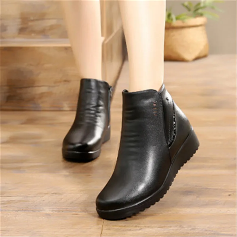 

New Fashion Leather Women Ankle Boots Winter Waterproof Warm Plush Woman Snow Boots Female Non-Slip Casual Shoes Ladies Boots