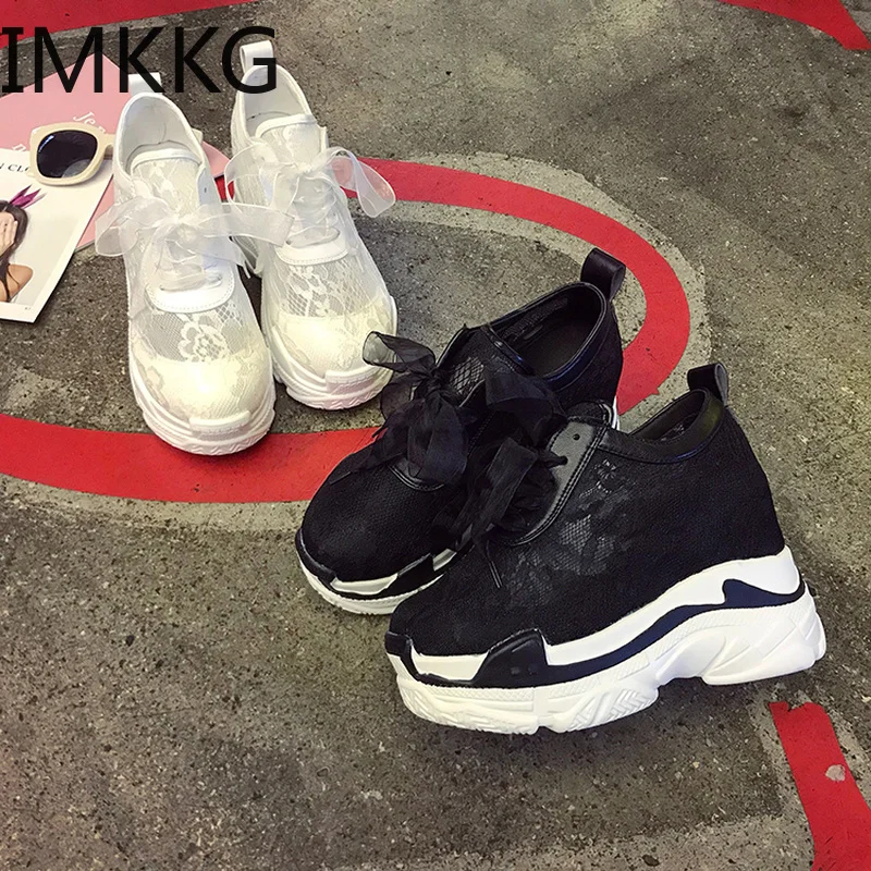 Кроссовки женские сетчатые Уличная обувь на платформе высокий каблук дышащие