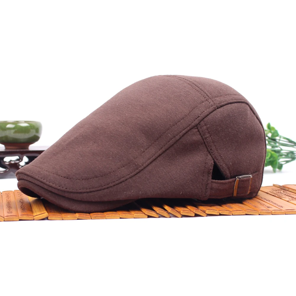 

Men Women Cotton Winter Protection Beret Warm Thickened Travel Fashion Retro Baseball Cap