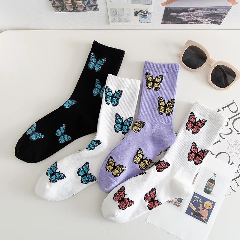 

Fashion Butterfly Pattern Medium Tube Socks Korean Women Pure Cotton All-Match Breathable Comfortable Stripe Hip-Hop Sox