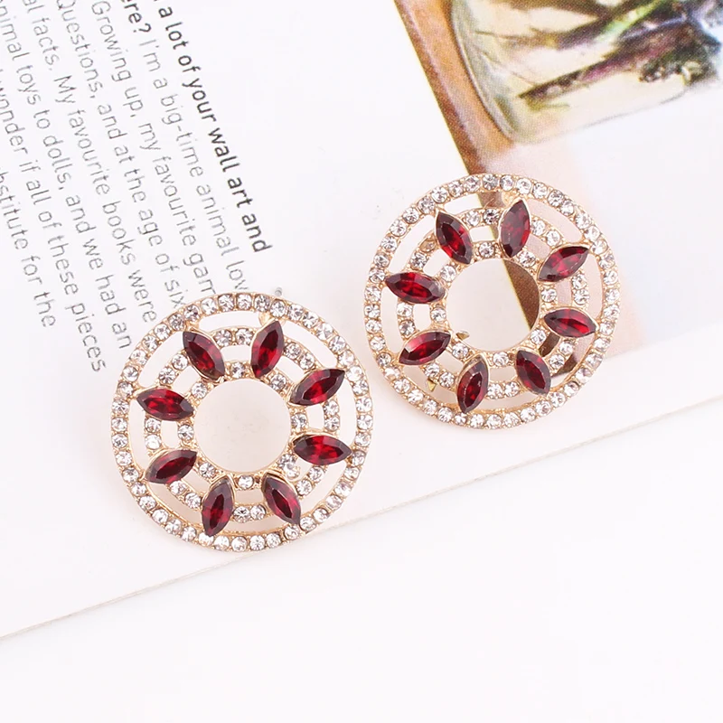 Серьги гвоздики LUBOV с подсолнухами женские изысканные геометрические украшения