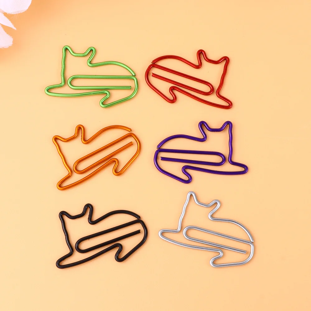 

24Pcs Lovely Cats Shaped Clips Paper Clips Creative Bookmarks Paper Needles Party Gift Office Hand Account Essentials(Green)