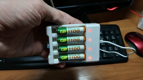 Универсальный перезаряжаемый аккумулятор Quick Charge Adapter USB 4 слота выход зарядное устройство батарея инструмент для зарядки для AA/AAA