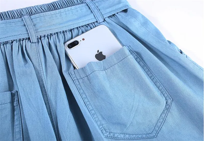 

Plus Size Women Shorts Thin 2020 Summer Elastic High Waisted Lace Up Light Blue Tencel Denim Shorts Loose Wide Legs Jeans Shorts