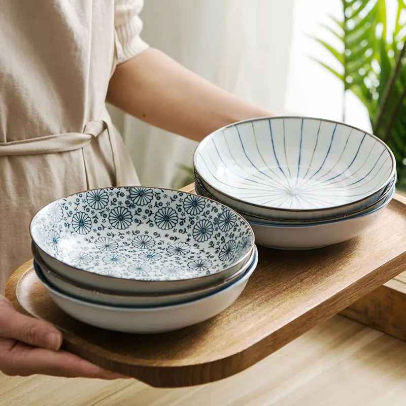 Фарфоровая тарелка домашняя обеденная ручной подглазурная роспись цветная для