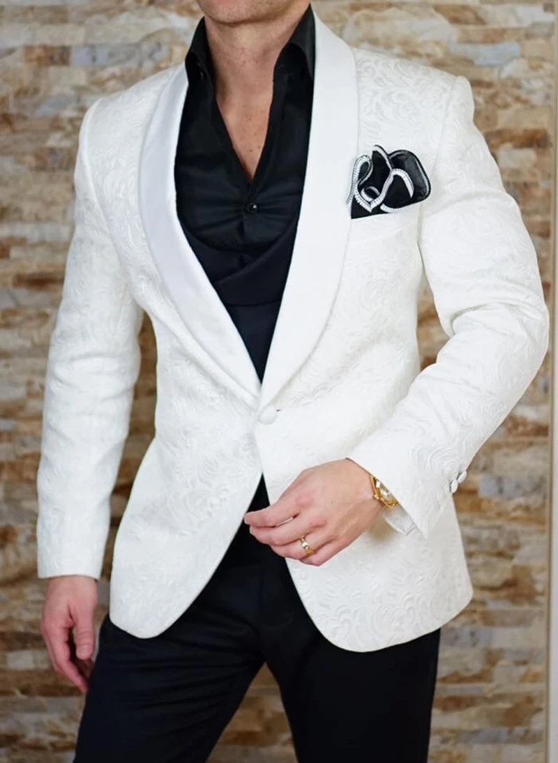 

Handsome Embossing Groomsmen Shawl Lapel Groom Tuxedos Men Suits Wedding/Prom/Dinner Best Blazer(Jacket+Pants+Tie) 006