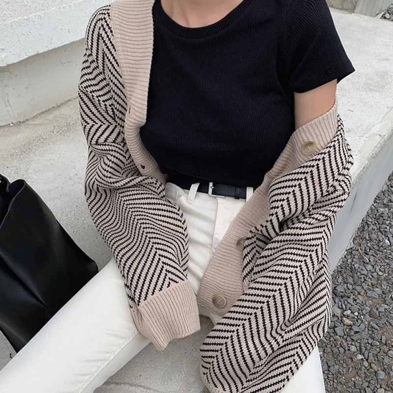 

Knitted Striped Cardigan Sweater Women Fashion Patchwork Top Spring 2020 Long Sleeve Casual Outwears V Neck Buttons Coat