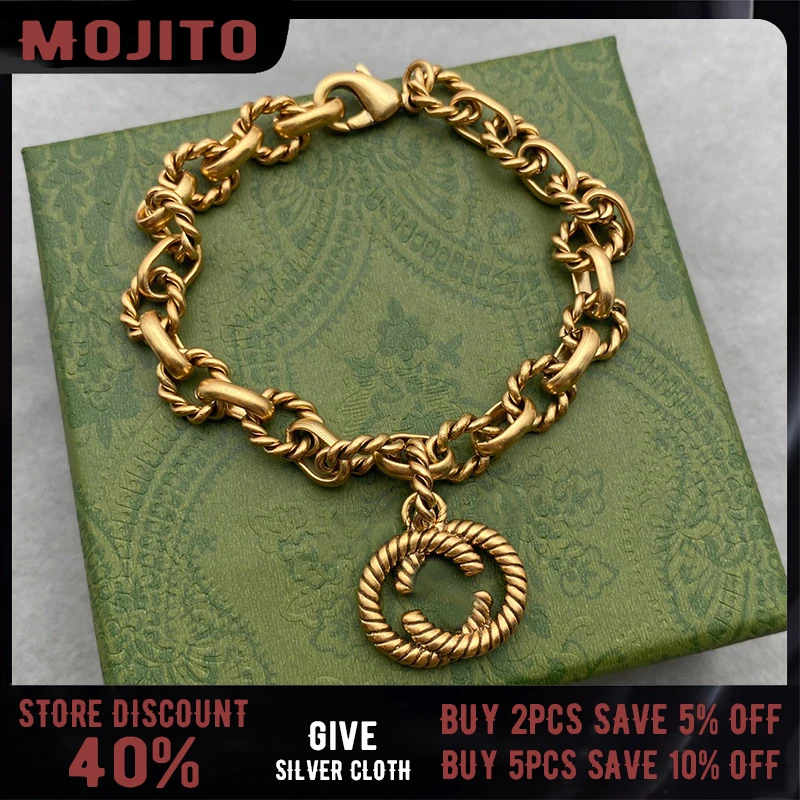 

Браслет из серебра S925 пробы с золотым и желтым узелком