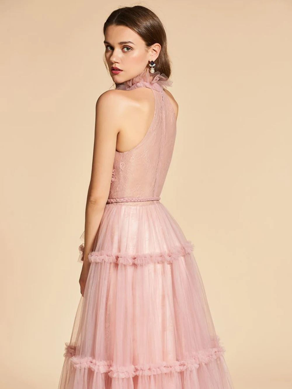 

Womens Halter Beading A-Line Appliques Lace Formal Evening Dress Gorgeous Long Ruffles Floor Length Tulle Party Prom Gowns Sash