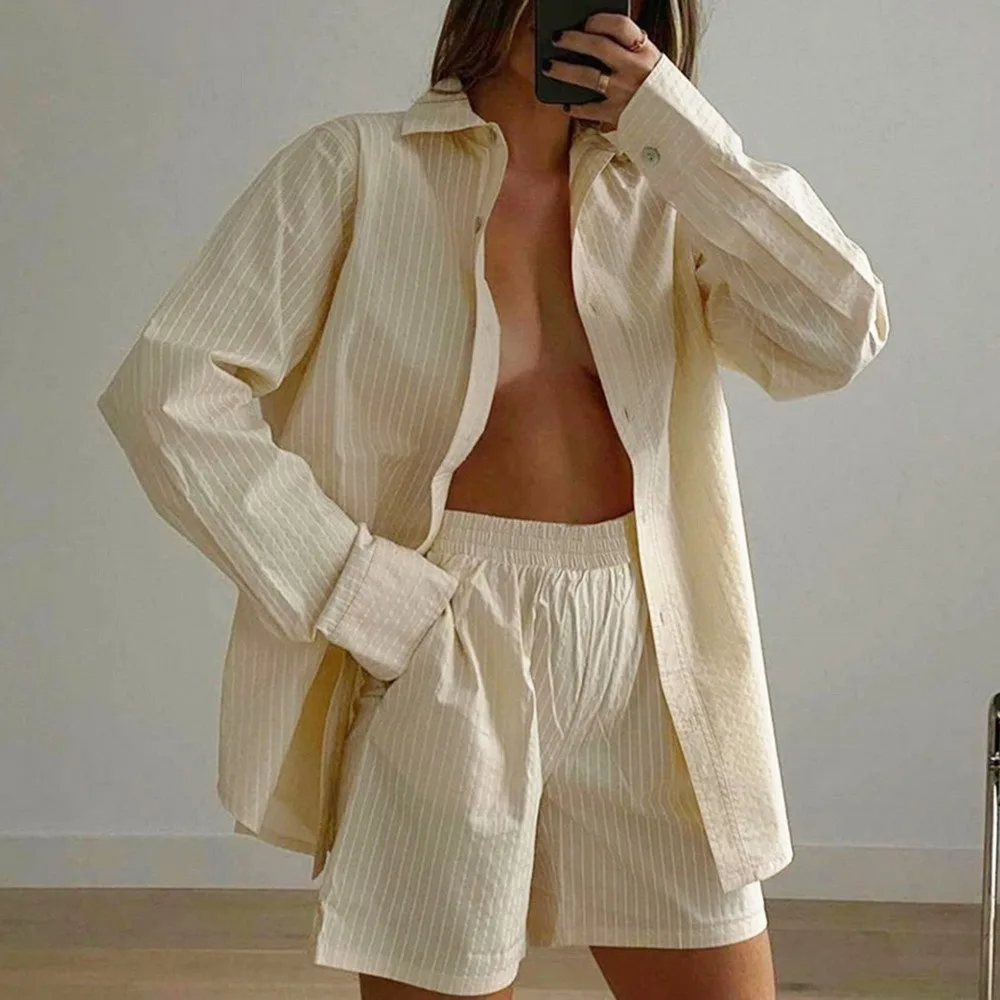 

Loung Wear Tracksuit Women Shorts Set Stripe Long Sleeve Shirt Tops And Loose High Waisted Mini Shorts Two Piece Set 2021