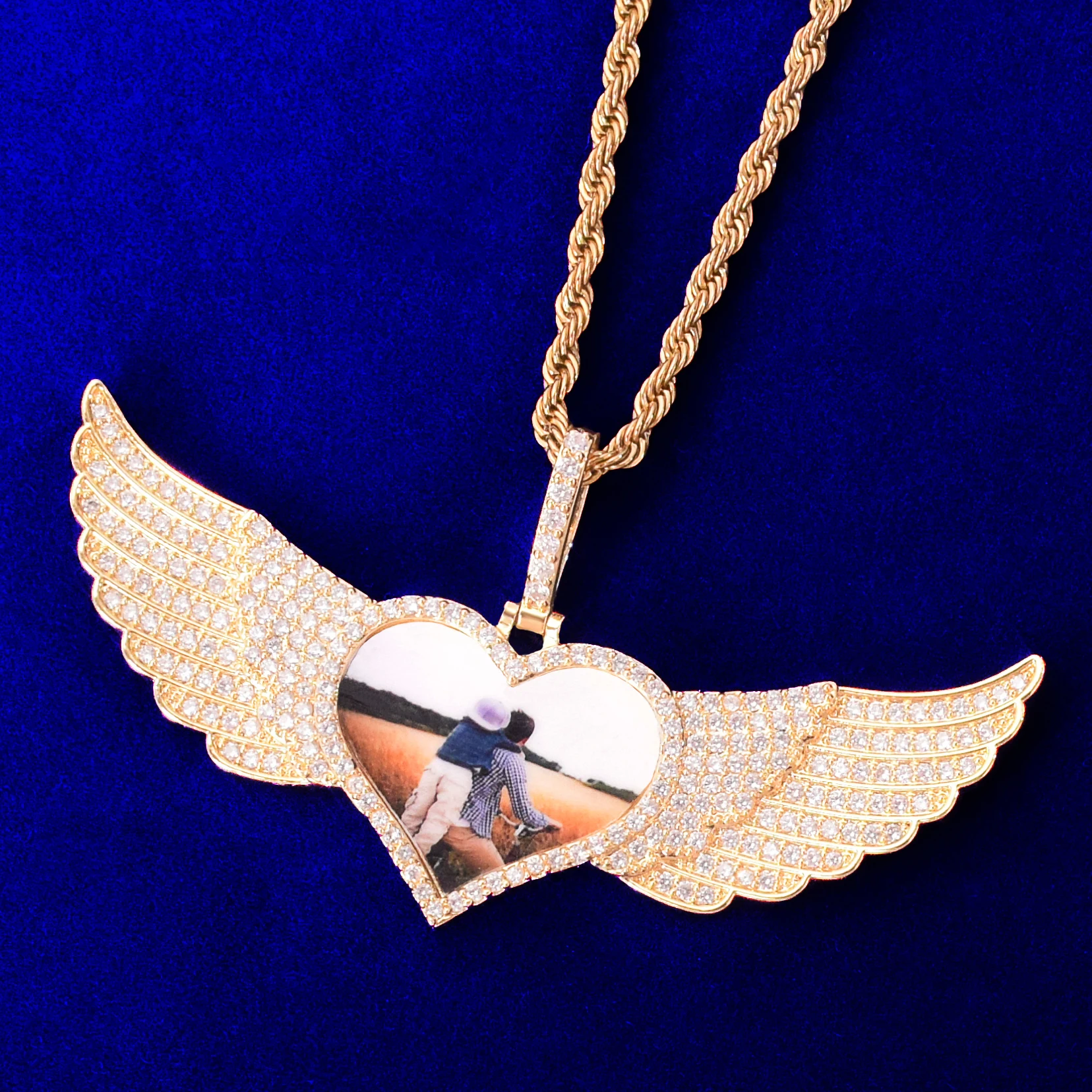 Bubble Letter Custom Photo Necklace for Men Heart Wing Pendant Solid Back Memory Picture Medallion Hip Hop Rock Fashion Jewelry | Украшения