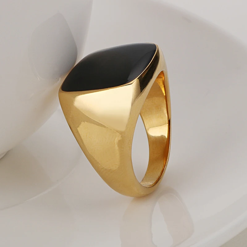 Кольцо мужское из нержавеющей стали с черным квадратным камнем | Украшения и