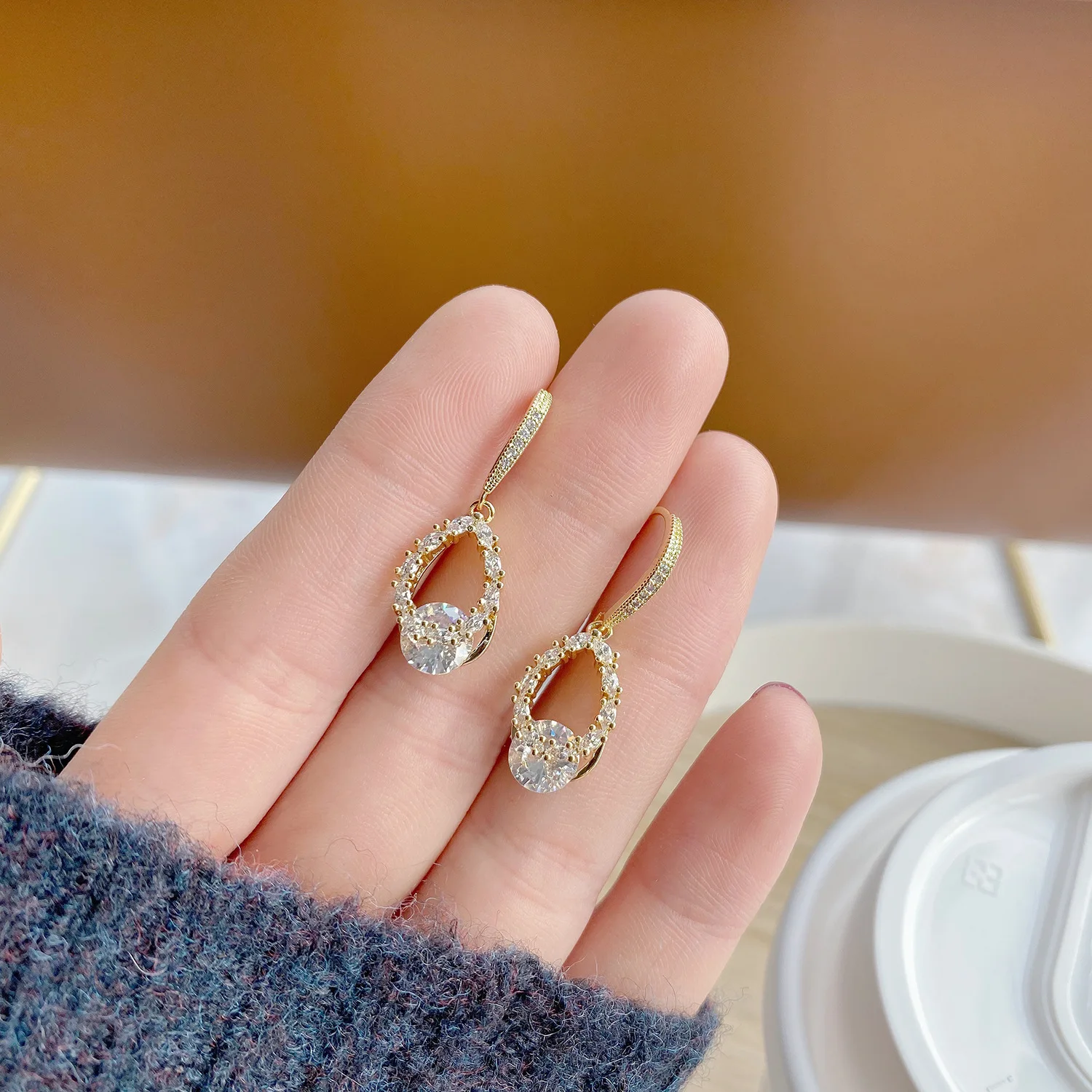 

Luxury 14K Real Gold Micro-inlaid Zircon Temperament Long Simple Water Drop Stud Earrings for Women Cubic Zircon ZC Earrings