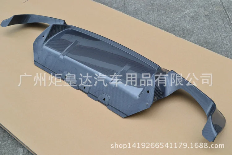 

Suitable for New w 5 Series Carbon Fiber Lip F10 / F18 Rear M5 Single Row Double Outlet Modified Accessory Spoiler