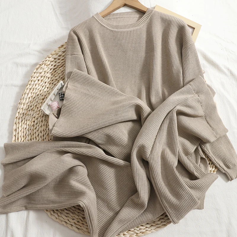 

Женский трикотажный комплект из 2 предметов, однотонный пуловер с круглым вырезом, Тонкая блузка с разрезом и прямые брюки, Осень-зима 2021