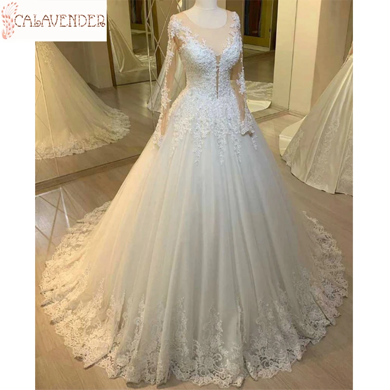 

White Lace Wedding Dress with Sleeves Ball Gown Scoop Appliques vestidos de novia Pearls Beaded Bride Dress