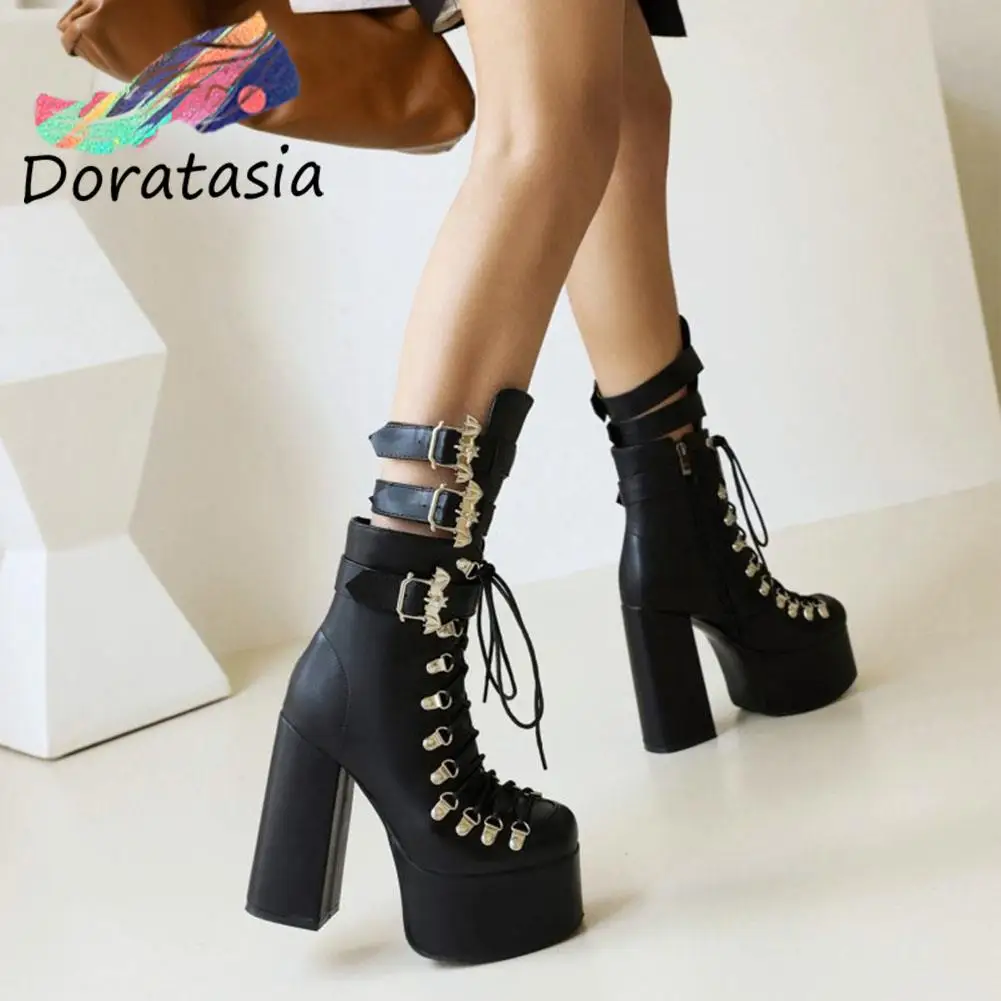 

Женские ботинки в стиле панк DORATASIA, однотонные повседневные Модные Роскошные зимние ботинки на высоком каблуке, со шнуровкой и украшением «летучая мышь», 2021