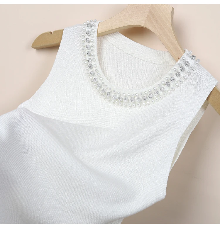 Майка женская трикотажная с круглым вырезом элегантный модный топ без рукавов