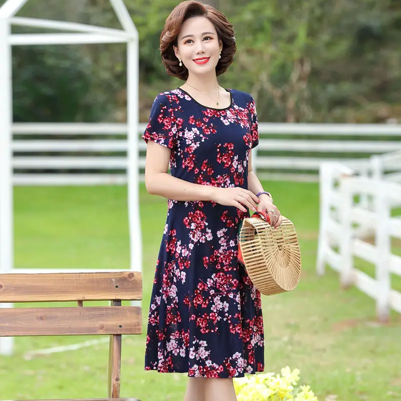 

2021 Women Spring Summer Elegant Floral Print Dress Female O-neck Mid-aged Plus Size Pleated Dress Lady Casual Loose Vestido J38
