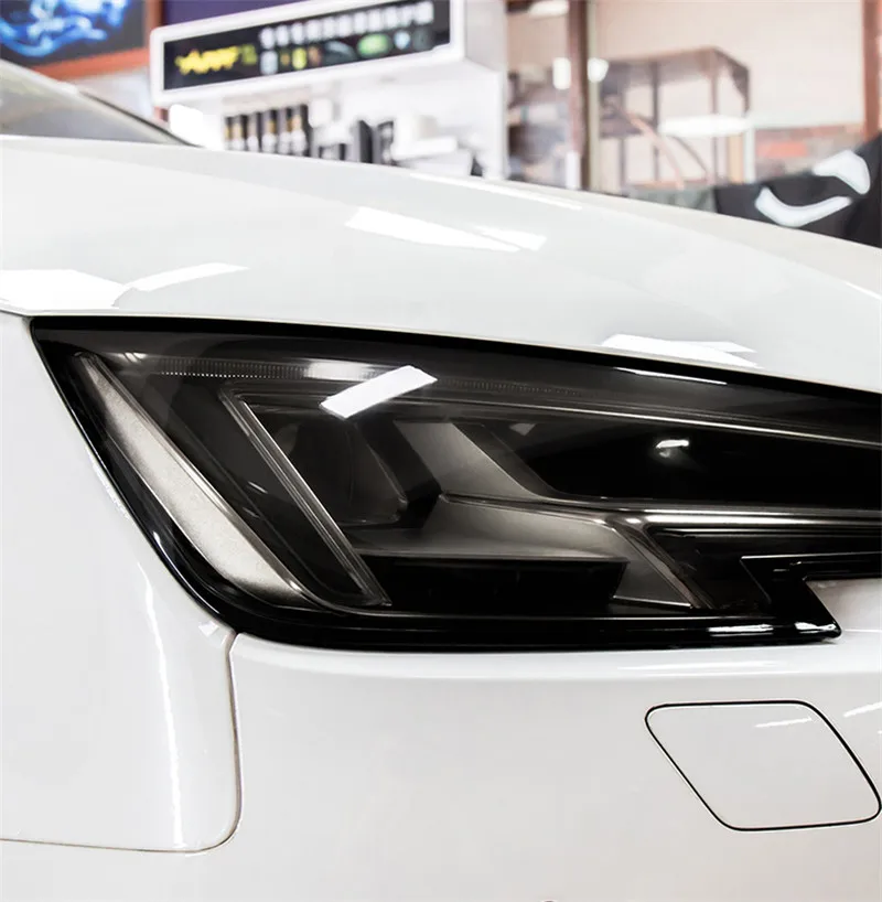 Колпаки для фар черные дымчатые AUDI 2009 2010 2017 2018 2019 прозрачная пленка