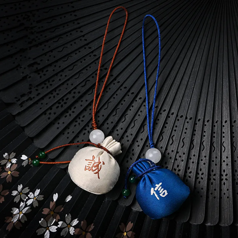 

Wormwood fragrant fan embroidery portable small sachet sachet pendant lucky bag mobile phone lanyard bookmark U disk pendant